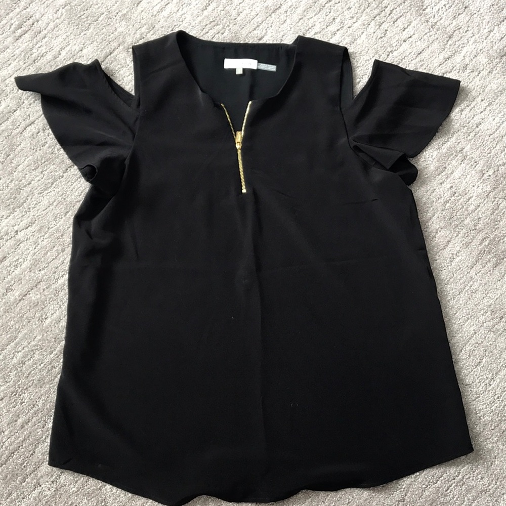 Calvin Klein Cold Shoulder Tshirt
